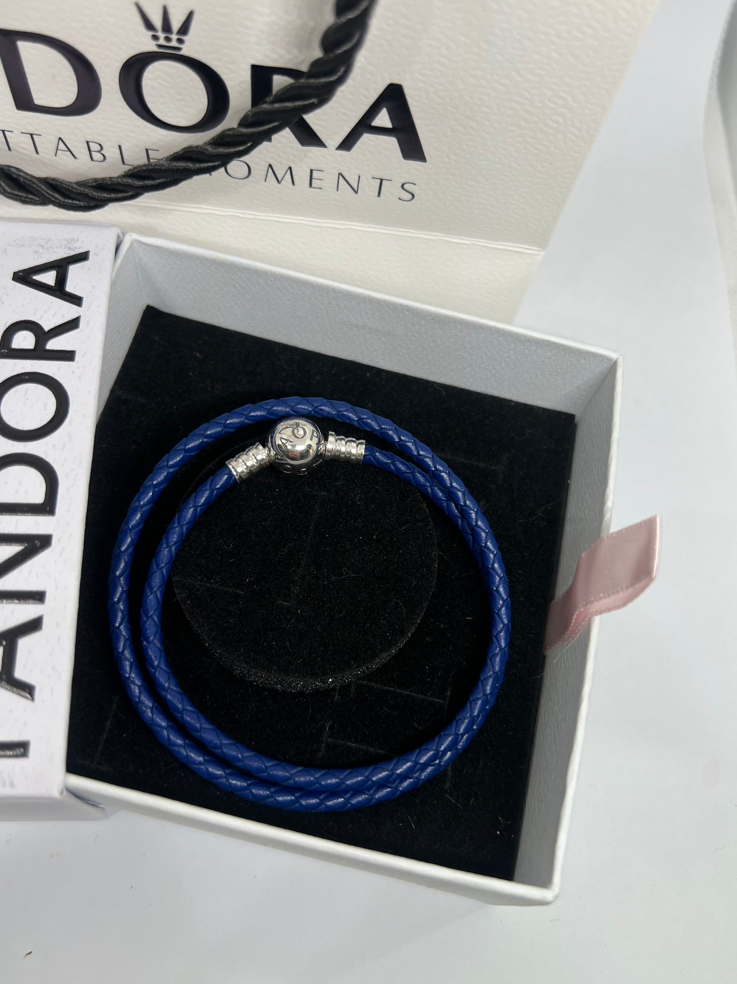 Pulsera Pandora Moments de cuero Azul